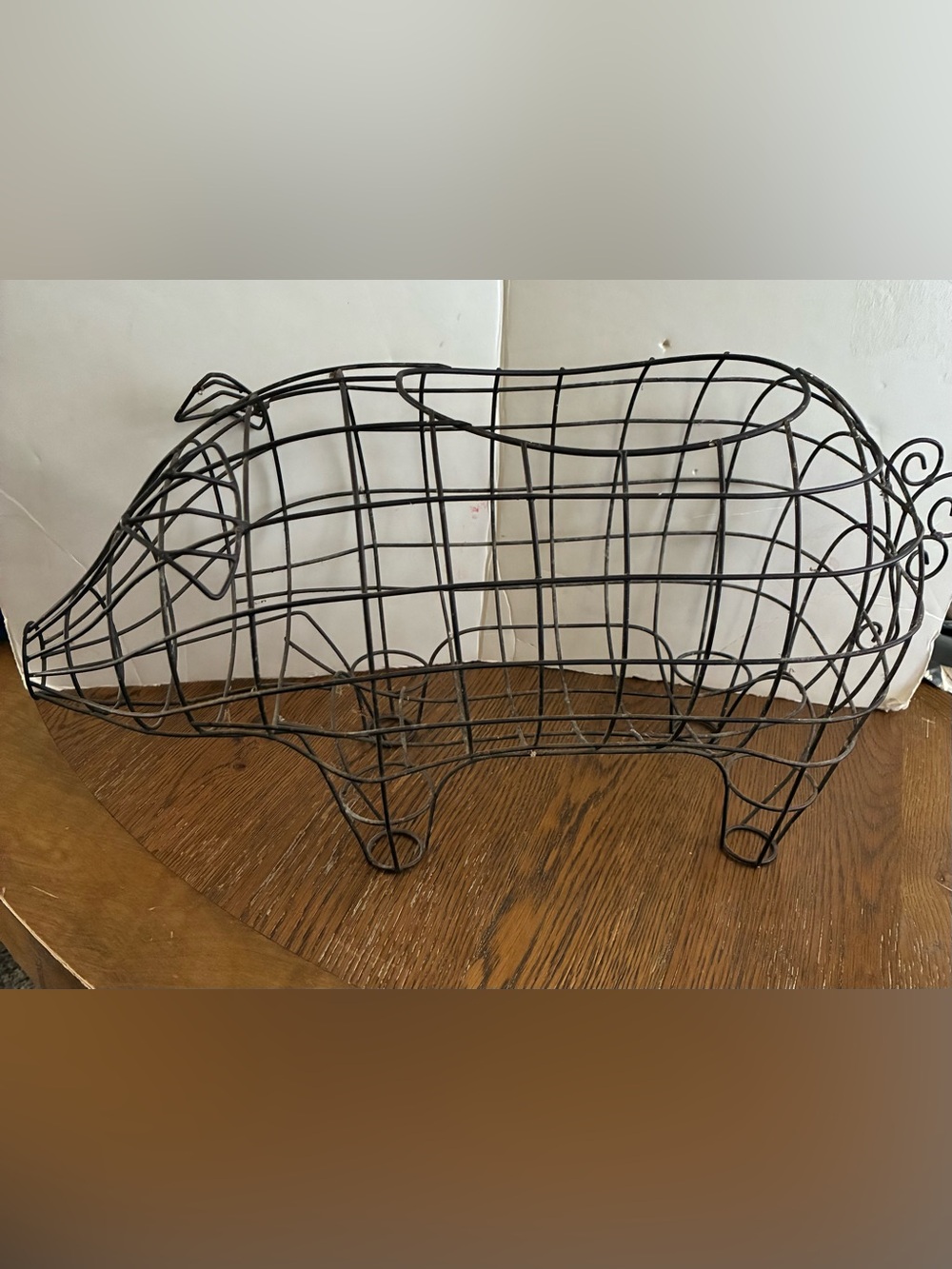 Wire Pig Basket in Rustic metal approx 20” length Large sow French country